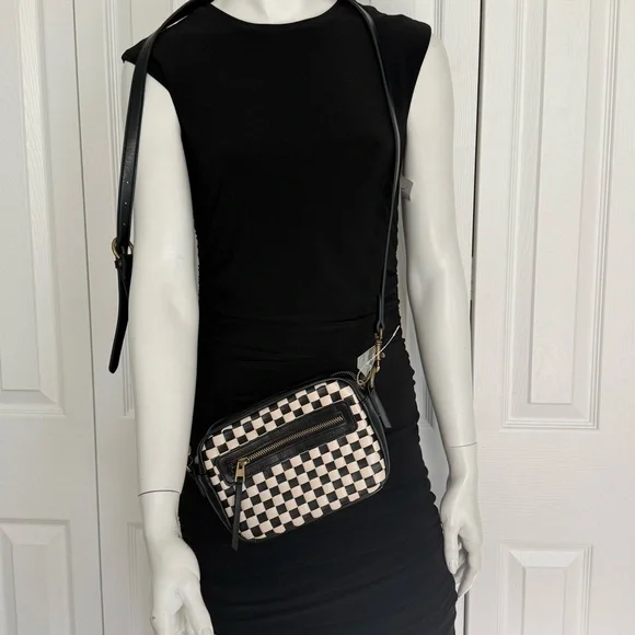 Universal Thread Checkered Black and CreamCrossbody Bag - Picture 7 of 7